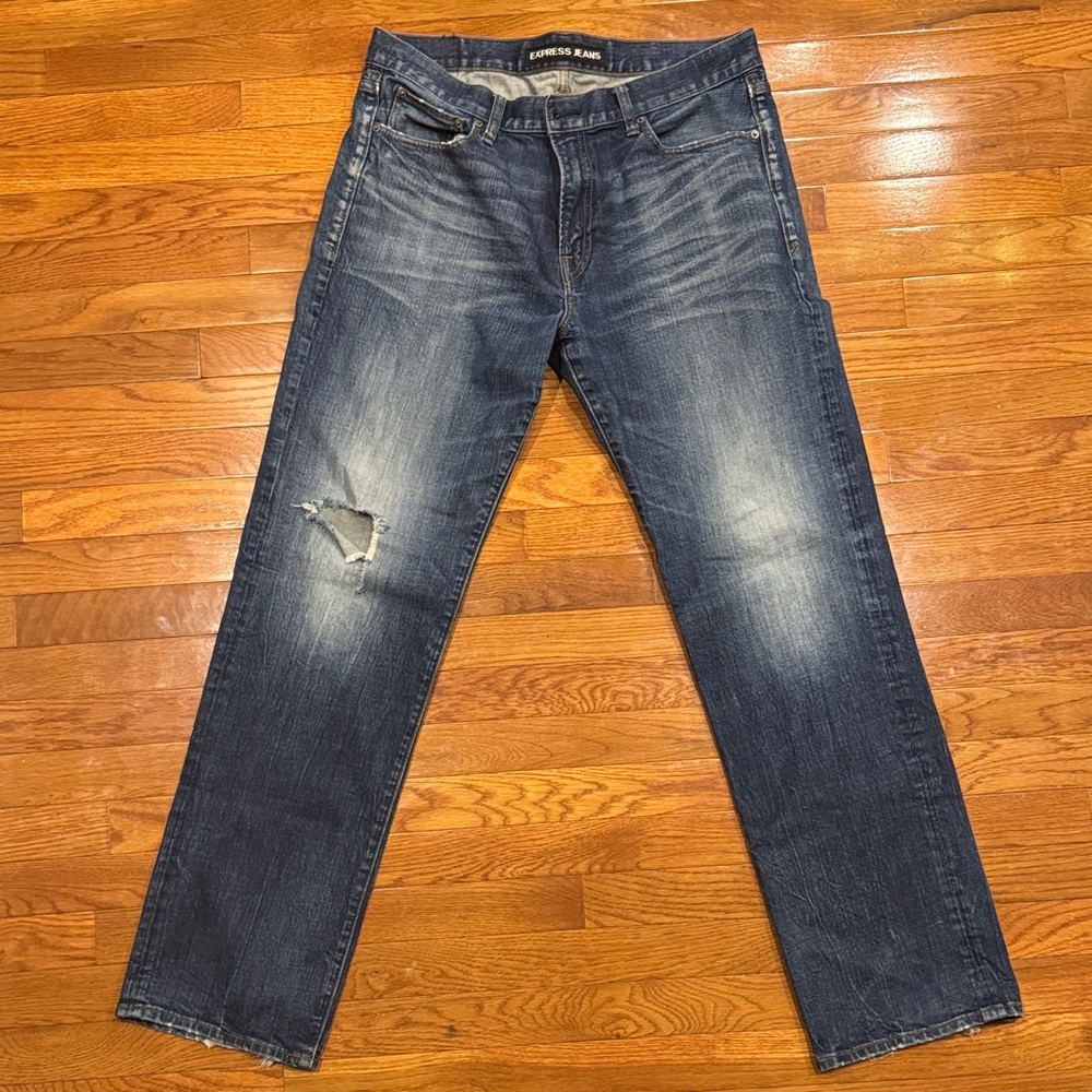 Express Men's Distressed Slim Straight Jeans